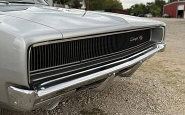 Dodge-Charger-rt-1968-custom-8