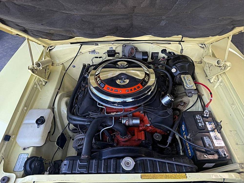 Dodge-Charger-rt-1968-yellow-10