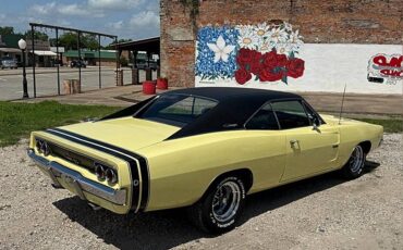 Dodge-Charger-rt-1968-yellow-2
