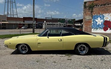 Dodge-Charger-rt-1968-yellow-4