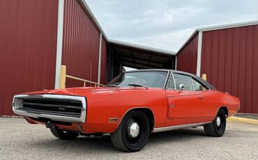 Dodge-Charger-rt-1970-custom-1