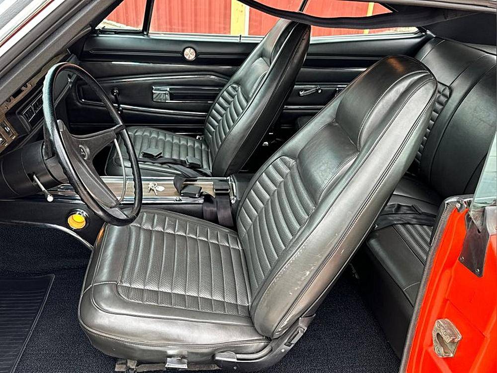 Dodge-Charger-rt-1970-custom-10
