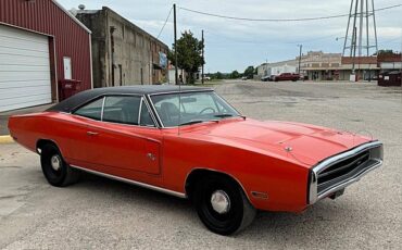Dodge-Charger-rt-1970-custom-2