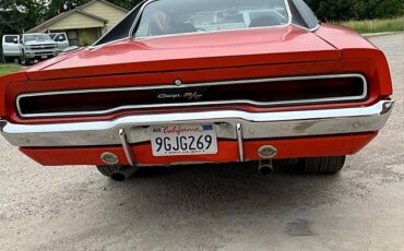 Dodge-Charger-rt-1970-custom-8