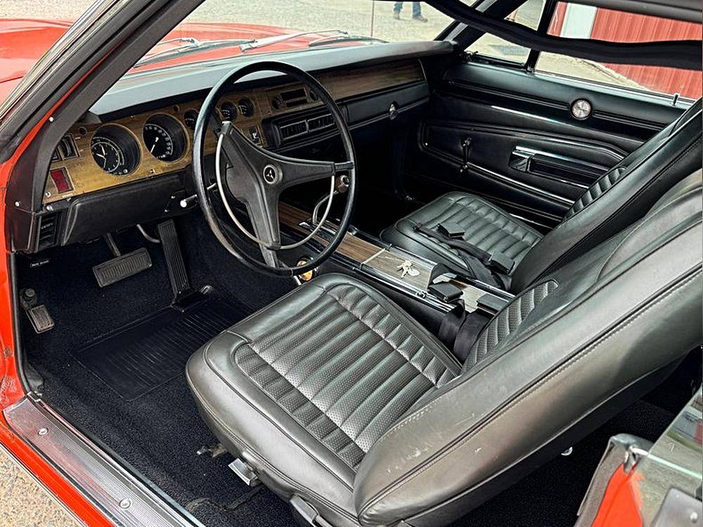 Dodge-Charger-rt-1970-custom-9
