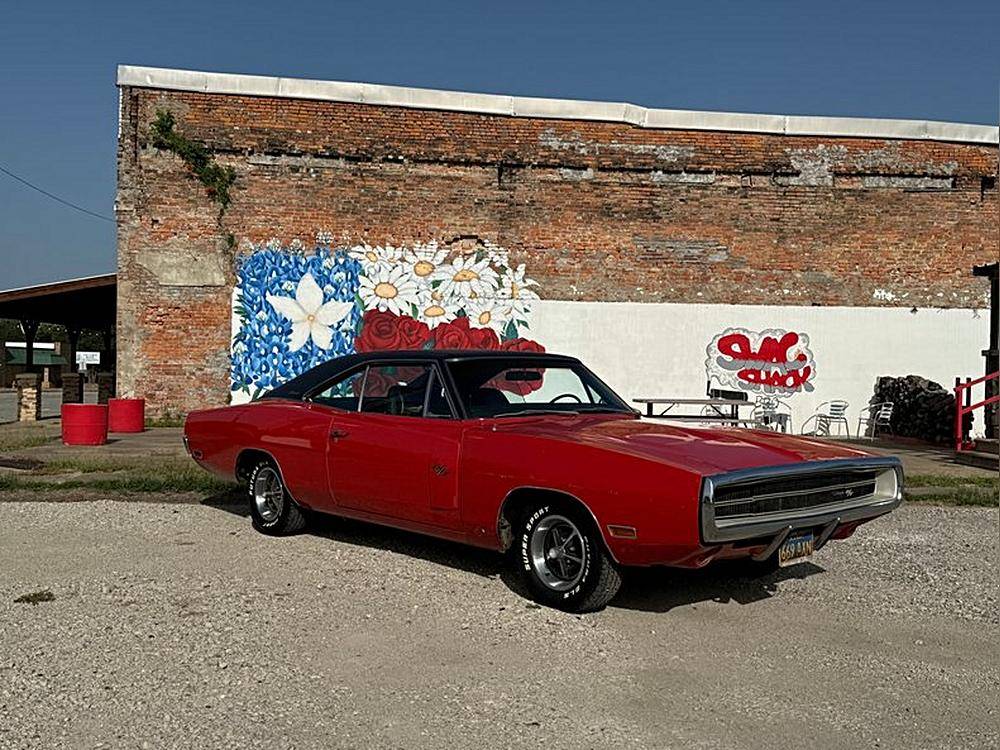 Dodge-Charger-rt-1970-red-1