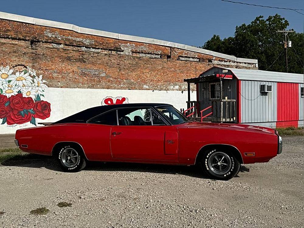 Dodge-Charger-rt-1970-red-17