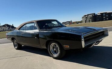 Dodge-Charger-rt-1970-red-3