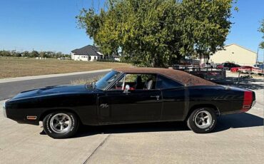 Dodge-Charger-rt-1970-red-4