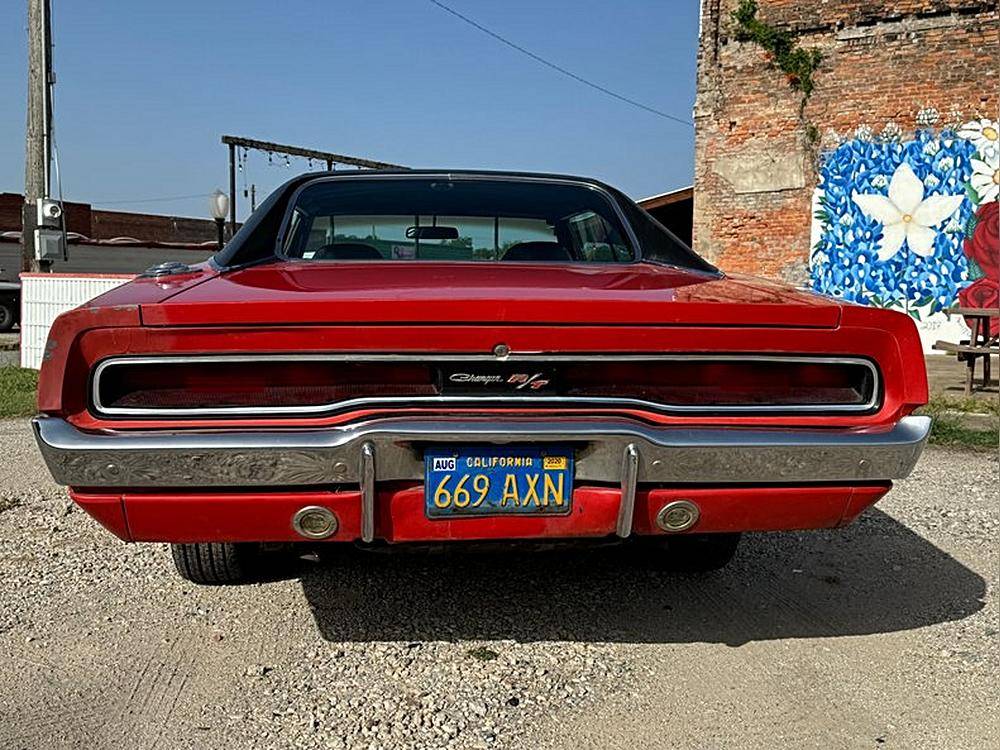 Dodge-Charger-rt-1970-red-5