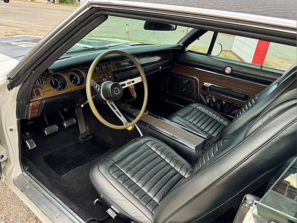 Dodge-Charger-rt-1970-white-10