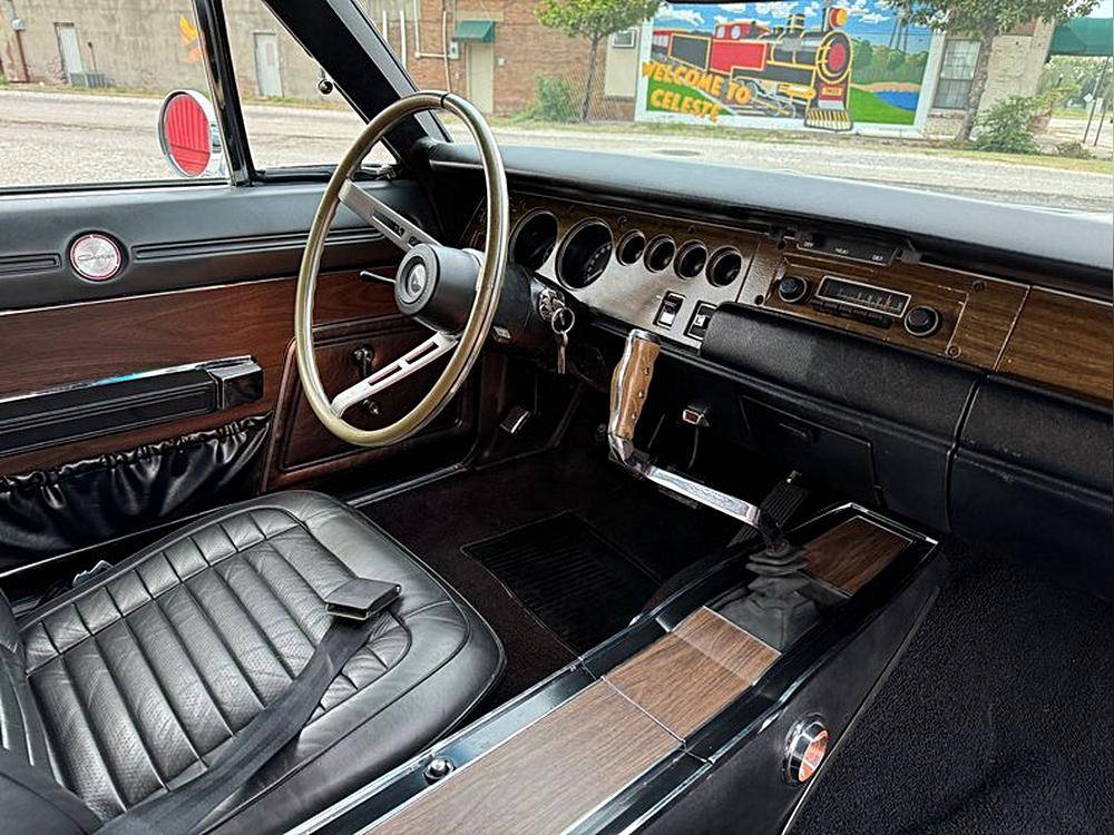 Dodge-Charger-rt-1970-white-14