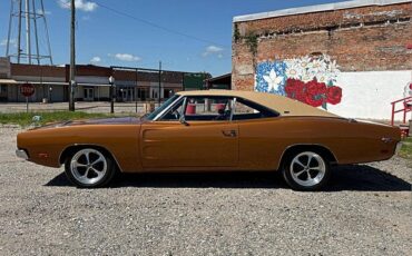 Dodge-Charger-rt-se-1969-custom-4