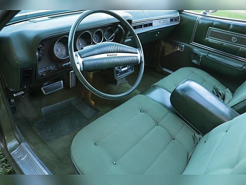 Dodge-Charger-se-1971-green-10
