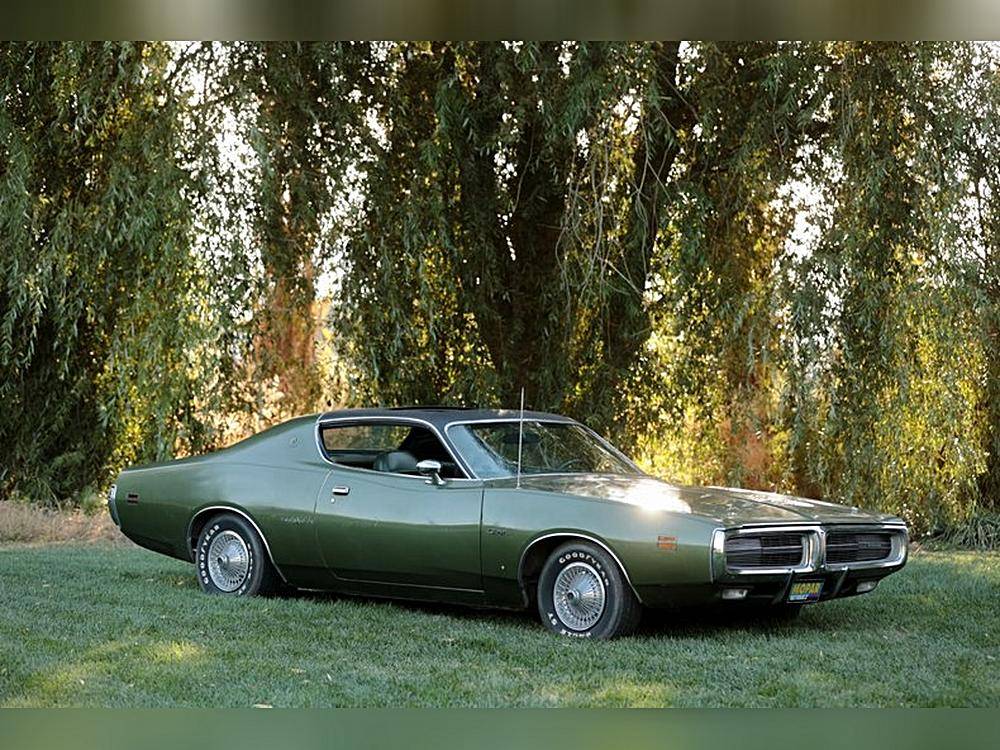 Dodge-Charger-se-1971-green