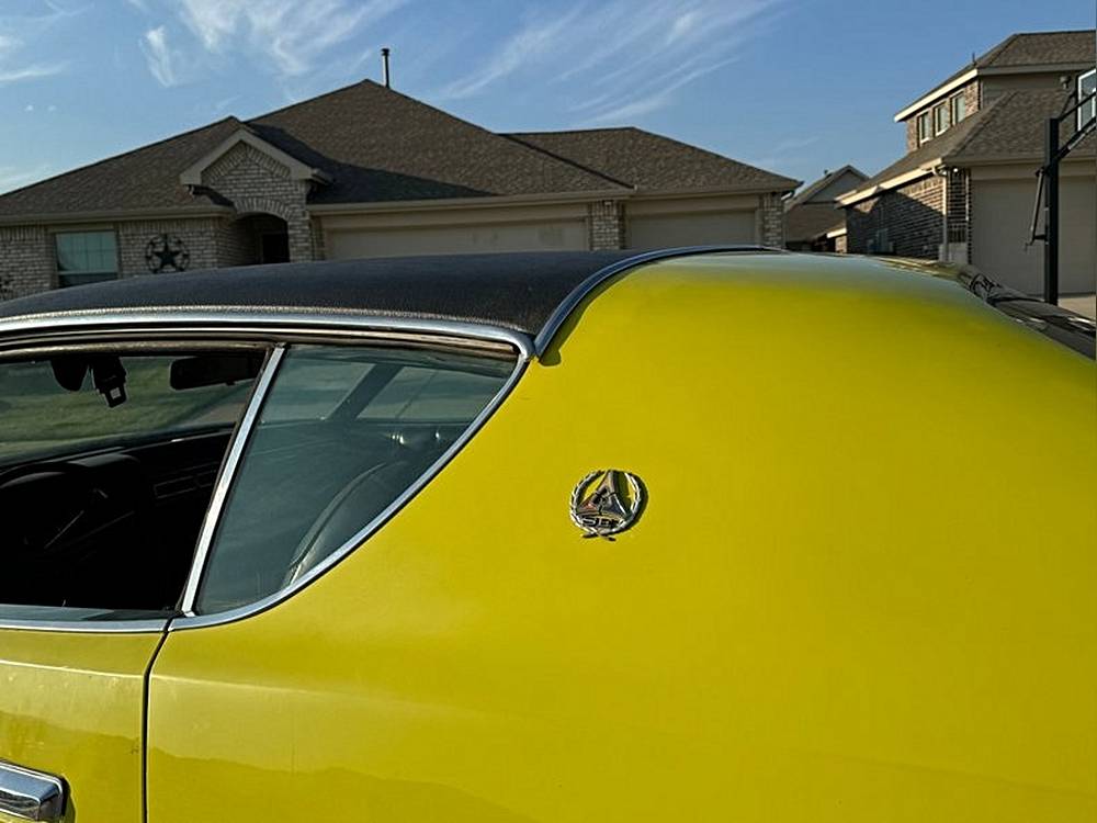 Dodge-Charger-se-1971-yellow-18
