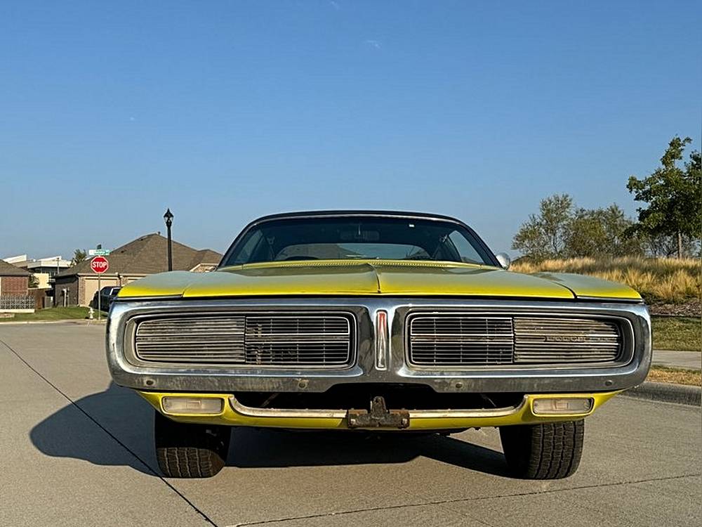 Dodge-Charger-se-1971-yellow-2