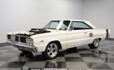 Dodge-Coronet-1966-Cream-Black-17