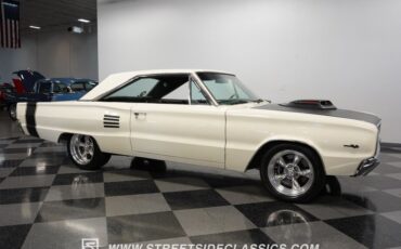 Dodge-Coronet-1966-Cream-Black-19