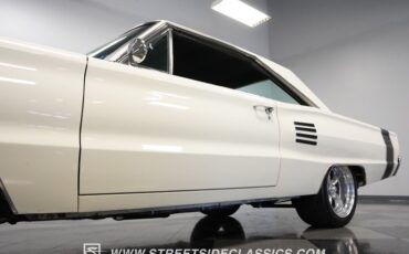 Dodge-Coronet-1966-Cream-Black-26