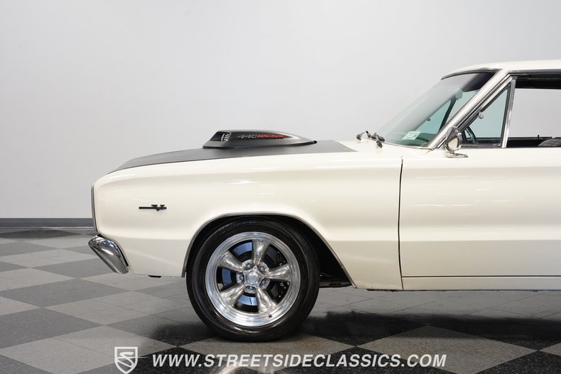 Dodge-Coronet-1966-Cream-Black-27
