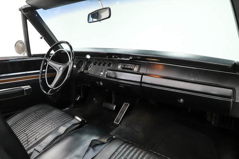 Dodge-Coronet-1969-Medium-Green-Metalli-Black-35