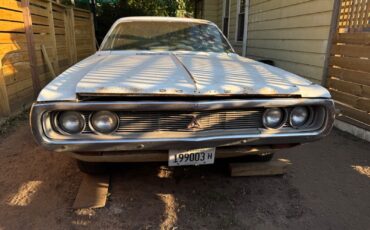 Dodge-Coronet-1971-Sedan-2