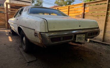 Dodge-Coronet-1971-Sedan-4