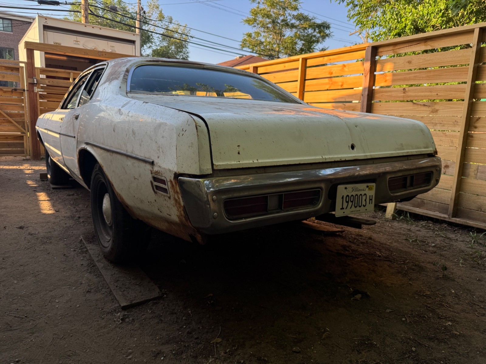 Dodge-Coronet-1971-Sedan-4