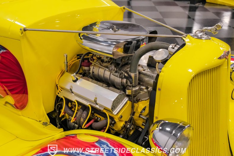 Dodge-Coupe-1933-Yellow-Tan-1