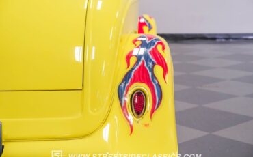Dodge-Coupe-1933-Yellow-Tan-18