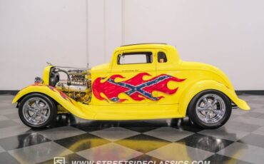 Dodge-Coupe-1933-Yellow-Tan