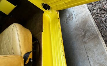 Dodge-D100-1968-yellow-1