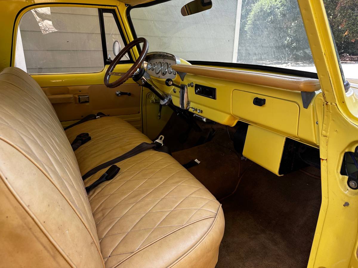 Dodge-D100-1968-yellow-10