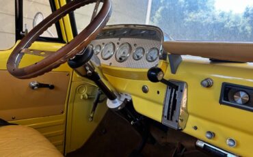 Dodge-D100-1968-yellow-11