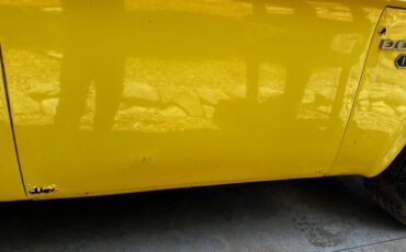 Dodge-D100-1968-yellow-13