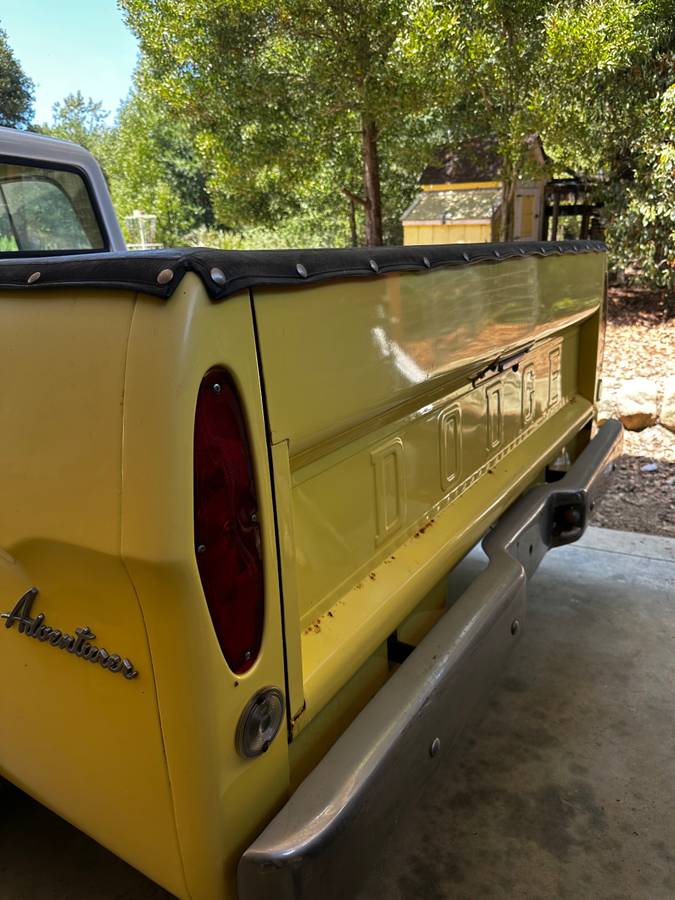 Dodge-D100-1968-yellow-23