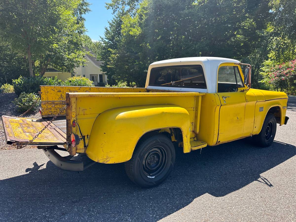 Dodge-D100-1971-orange-2