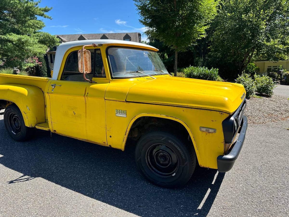 Dodge-D100-1971-orange-3