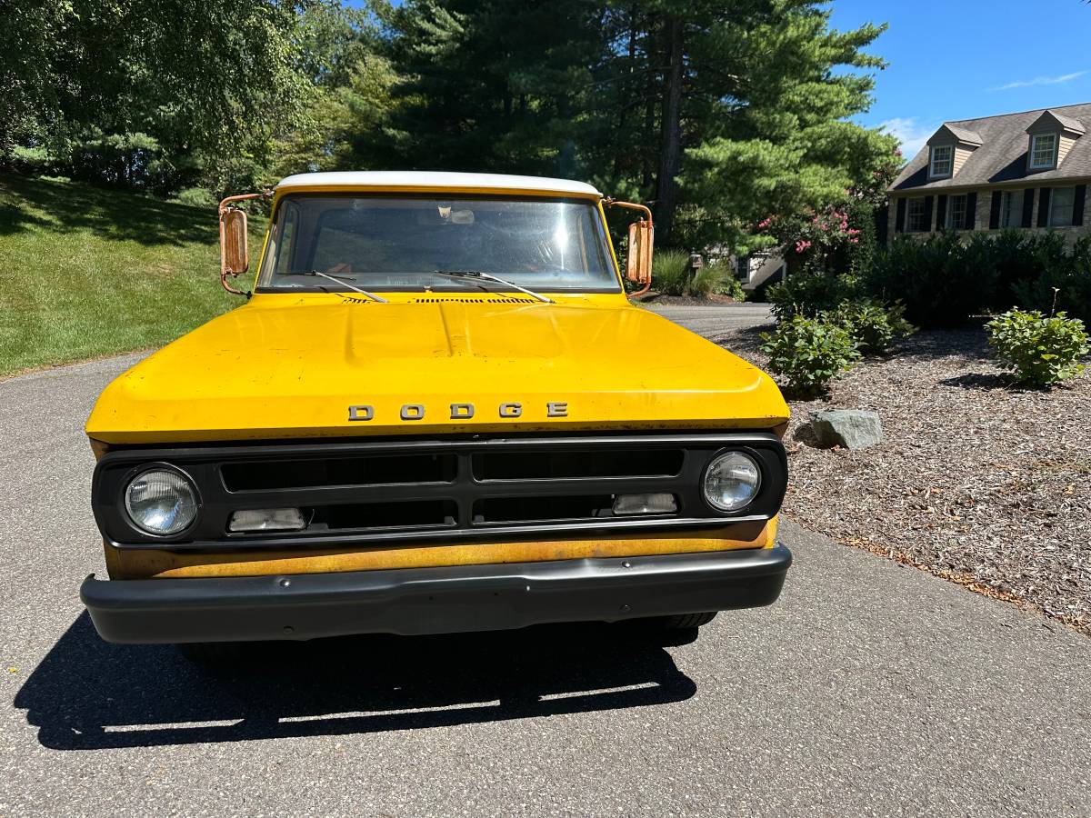 Dodge-D100-1971-orange-4