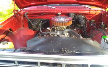 Dodge-D100-1975-red-2