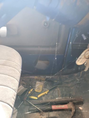Dodge-D100-1976-17