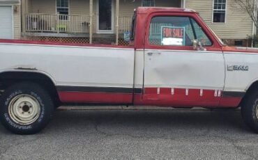 Dodge-D100-1988-1