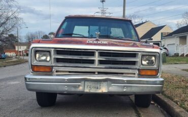 Dodge-D100-1988-7