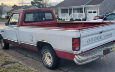 Dodge-D100-1988-9