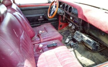 Dodge-D150-1982-Red-2