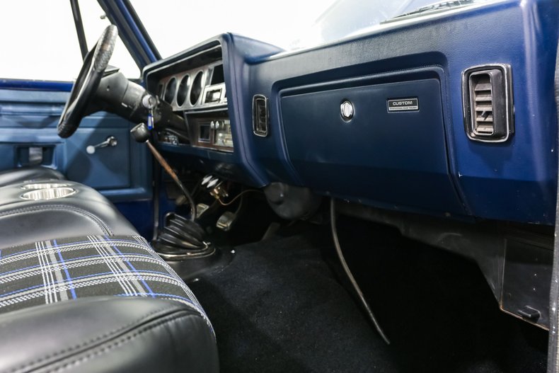 Dodge-D150-1984-BLUE-Blue-17