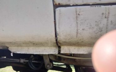 Dodge-D150-1985-White-5