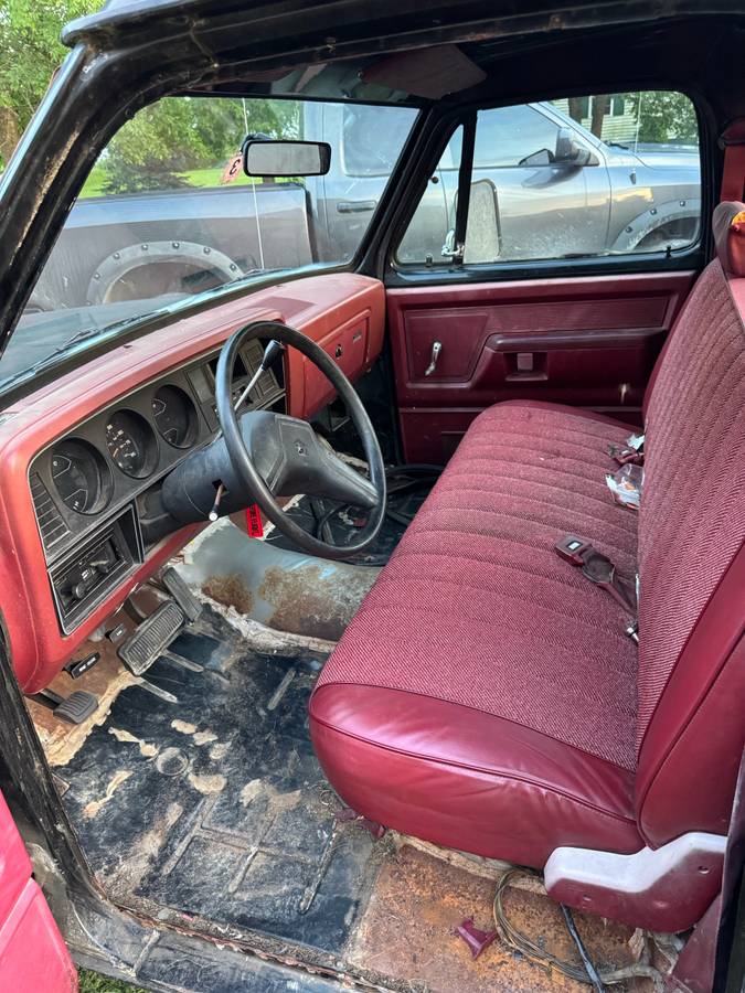 Dodge-D150-1987-black-5
