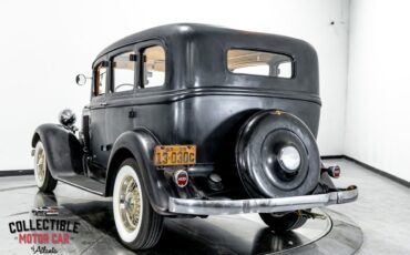 Dodge-DP6-1933-Sedan-12